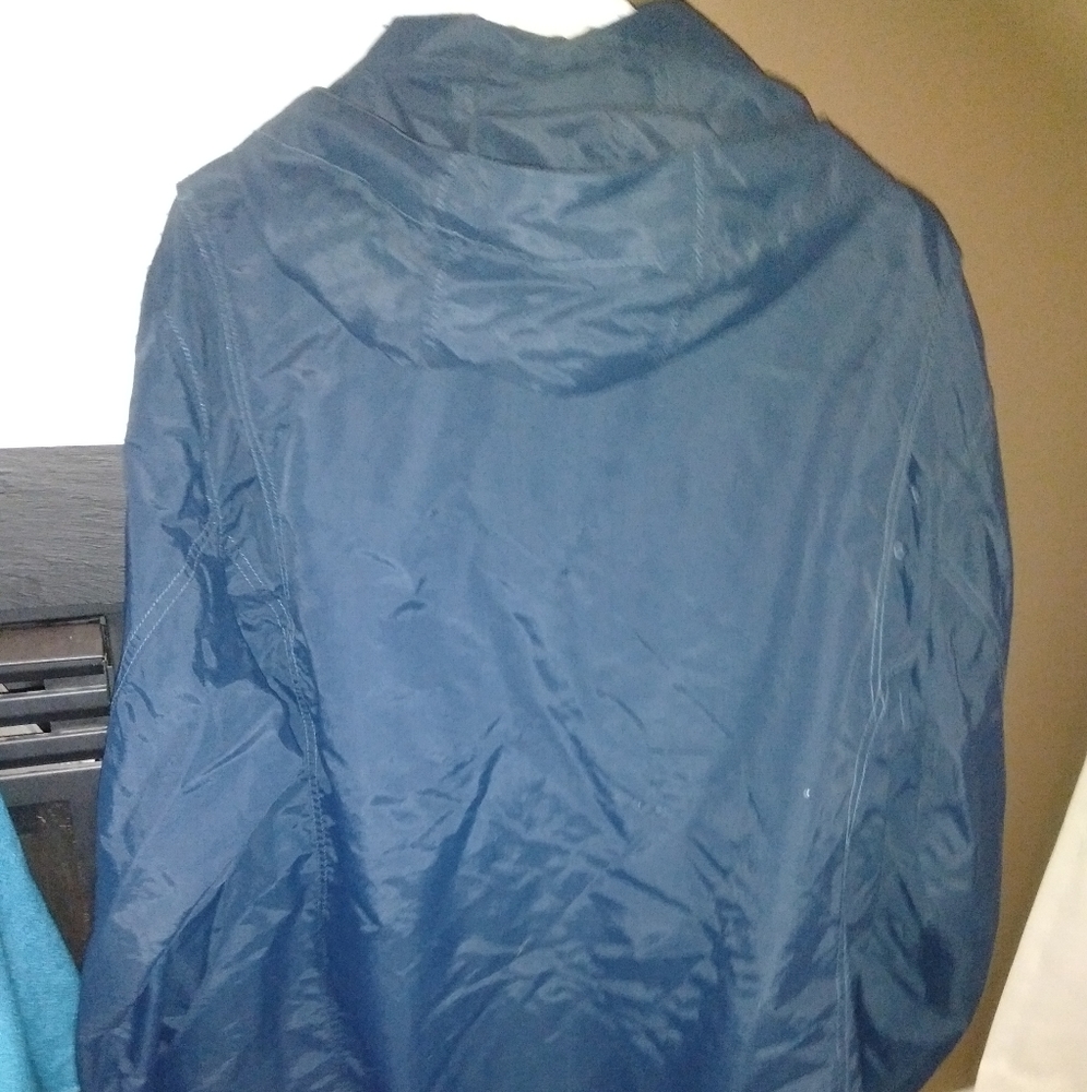 Jacket - Picture 3 of 4